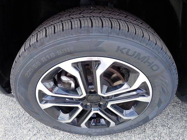Used 2022 Gray Jeep Limited image 11