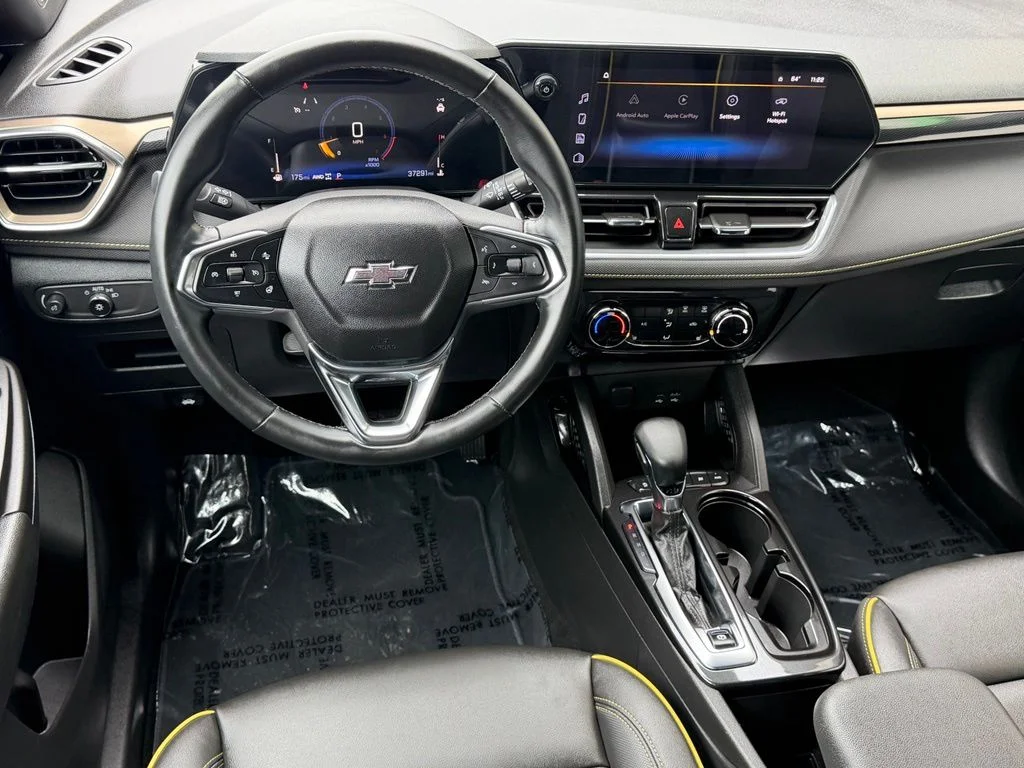 Used 2024 Gray Chevrolet ACTIV image 16