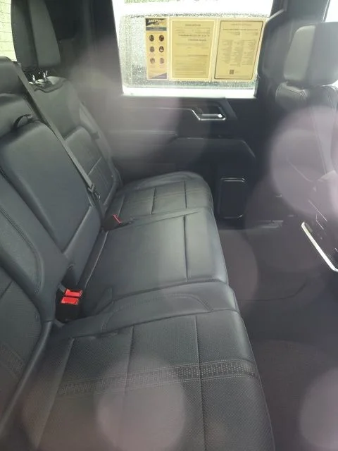 Used 2024 Black Chevrolet High Country image 4