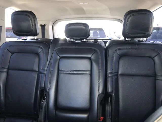 Used 2025 White Lincoln Reserve image 23