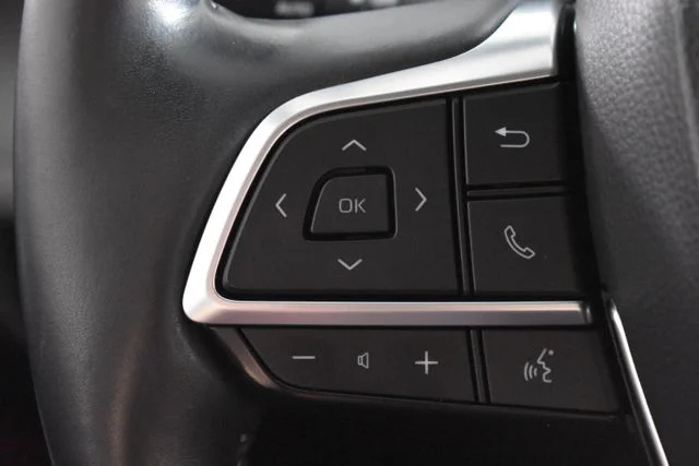 Used 2021  Toyota Platinum image 25