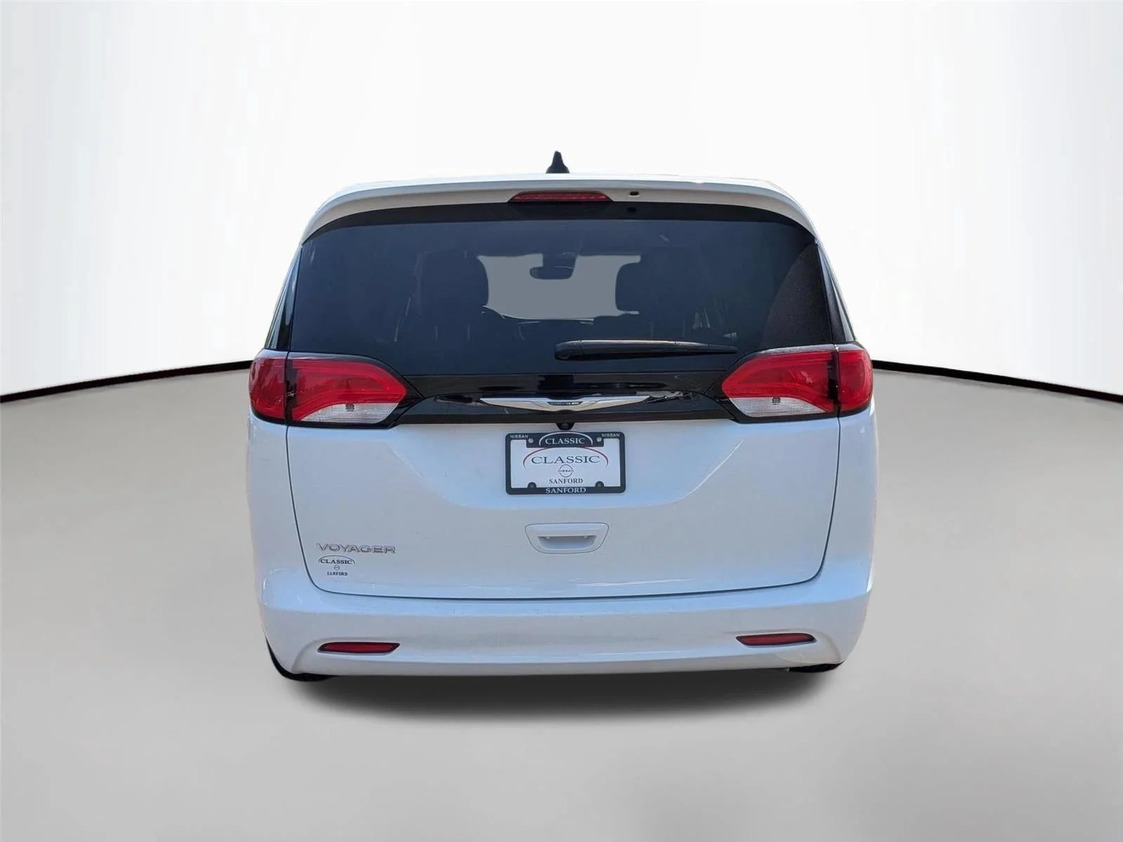 Used 2023 Bright White Clearcoat Chrysler LX image 4
