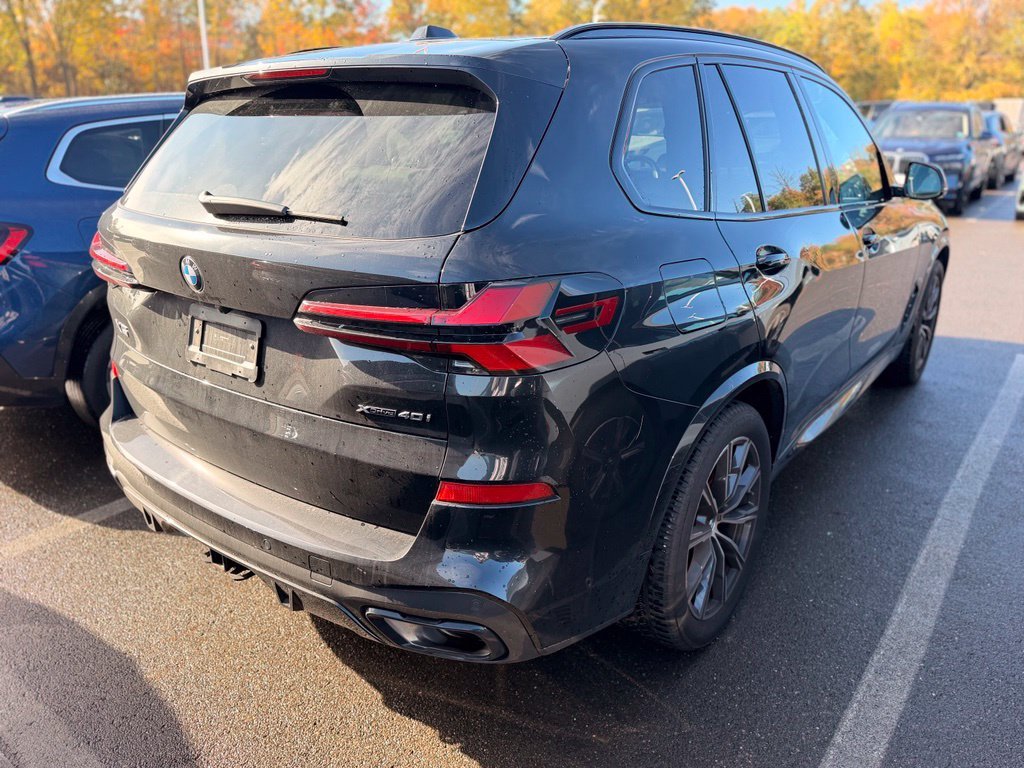 Used 2026 Black BMW xDrive40i image 4