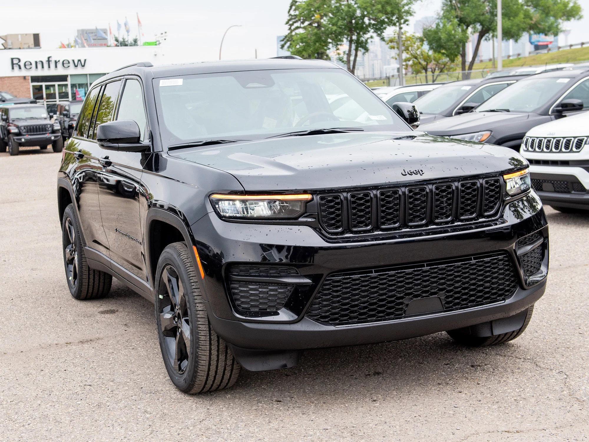 New 2025 Black Jeep Altitude* 4x4, Sunroof, Trailer Tow Group, Heated Leather image 6