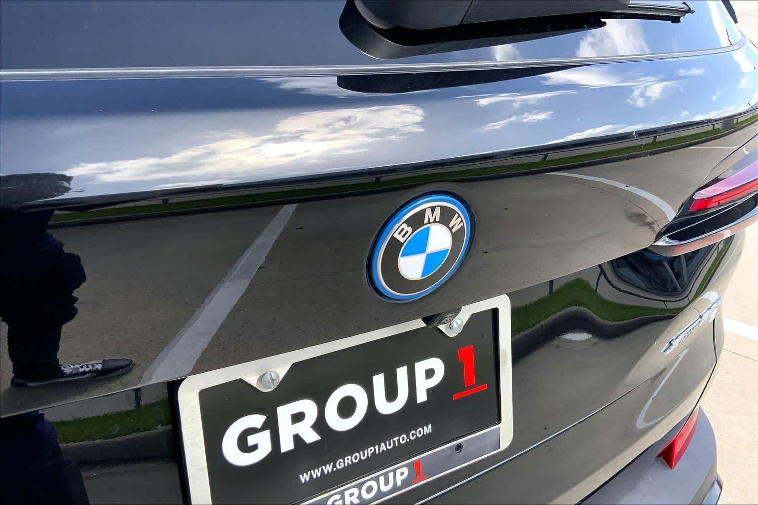 Used 2025 Black Sapphire Metallic BMW xDrive50e image 31