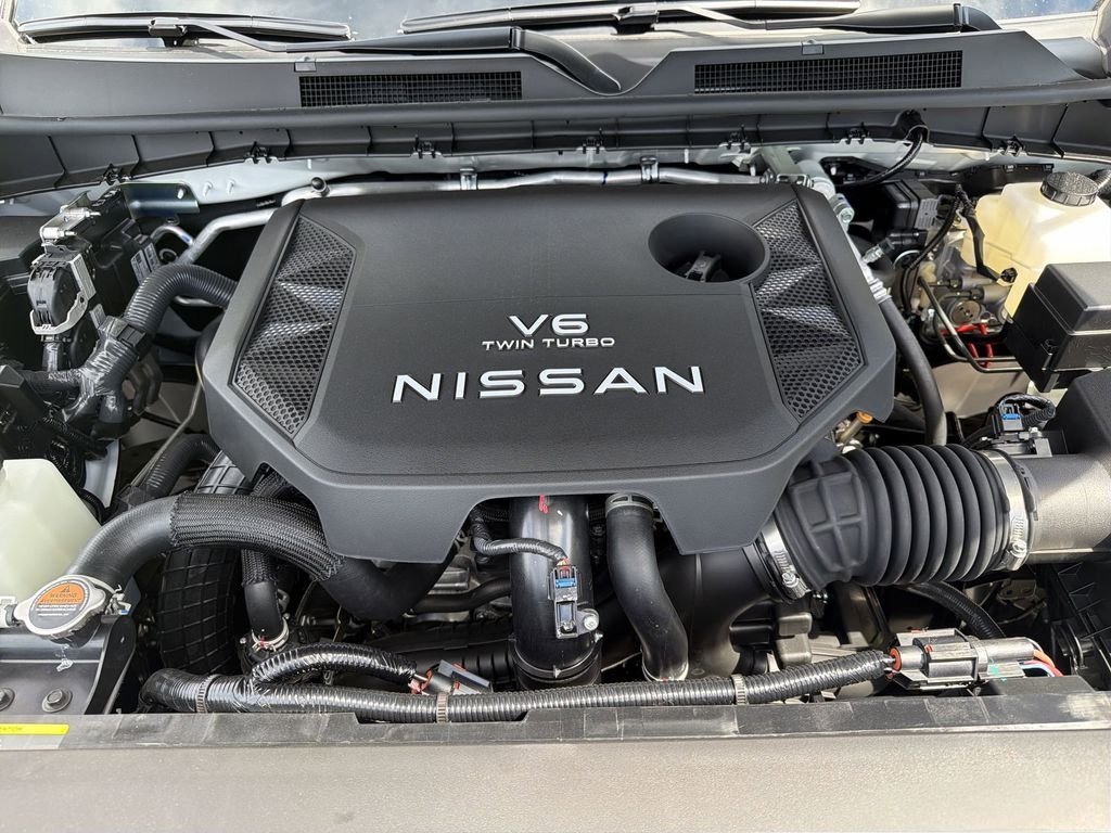 New 2026 White Nissan SL image 18