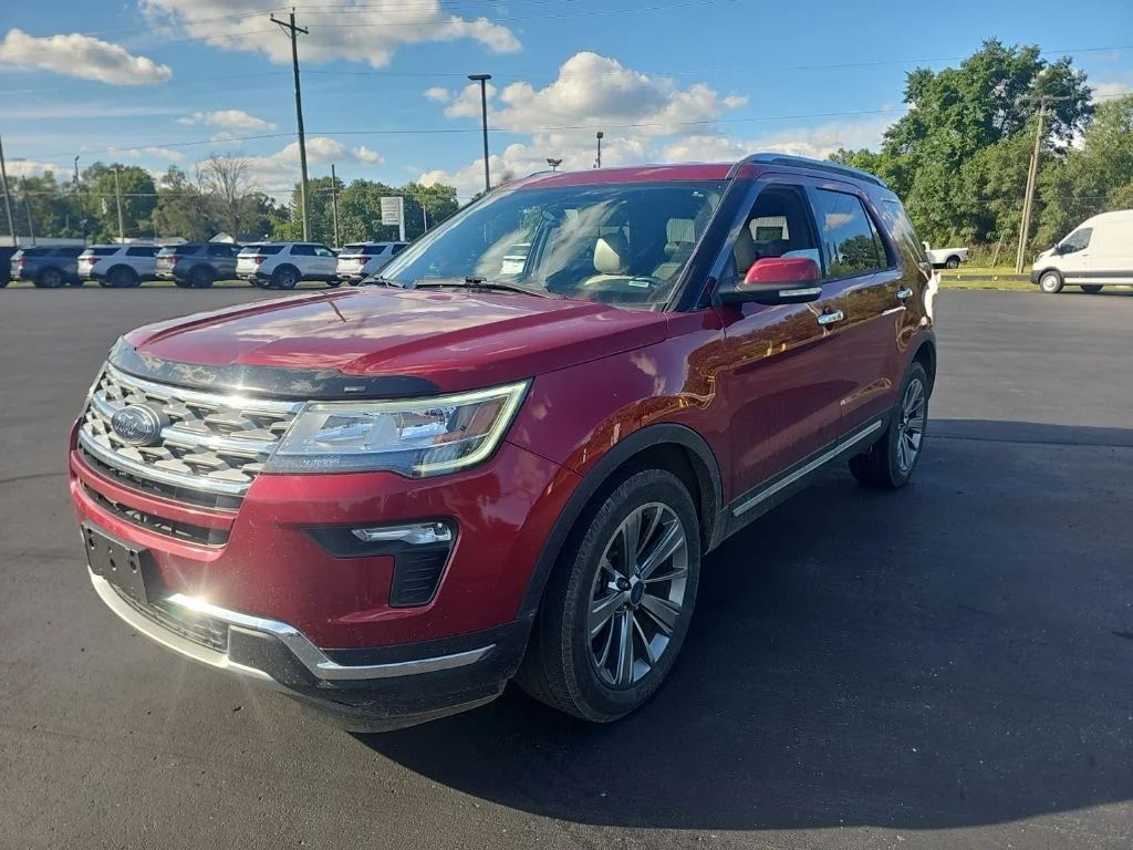 Used 2019 Red Ford Limited image 9