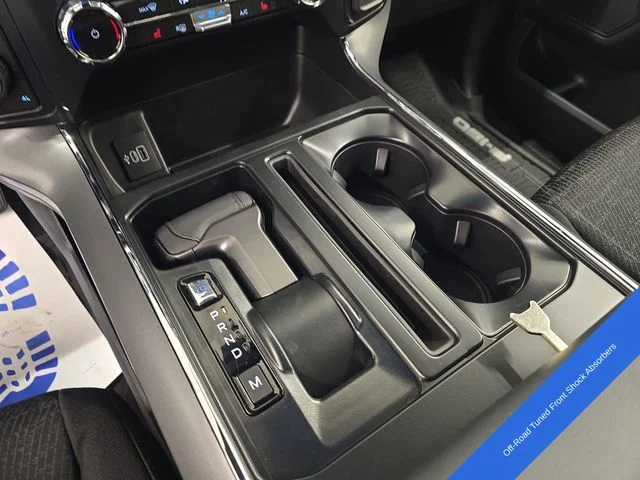New 2026 Agate Black Metallic Ford XLT image 30