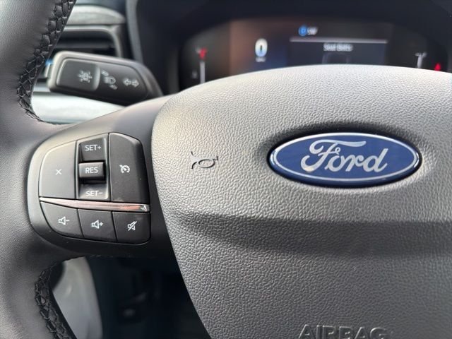 New 2025 Blue Ford XLT image 19