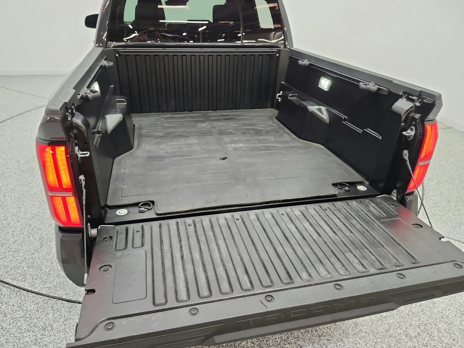 Used 2026 Underground Toyota SR5 Double Cab 5