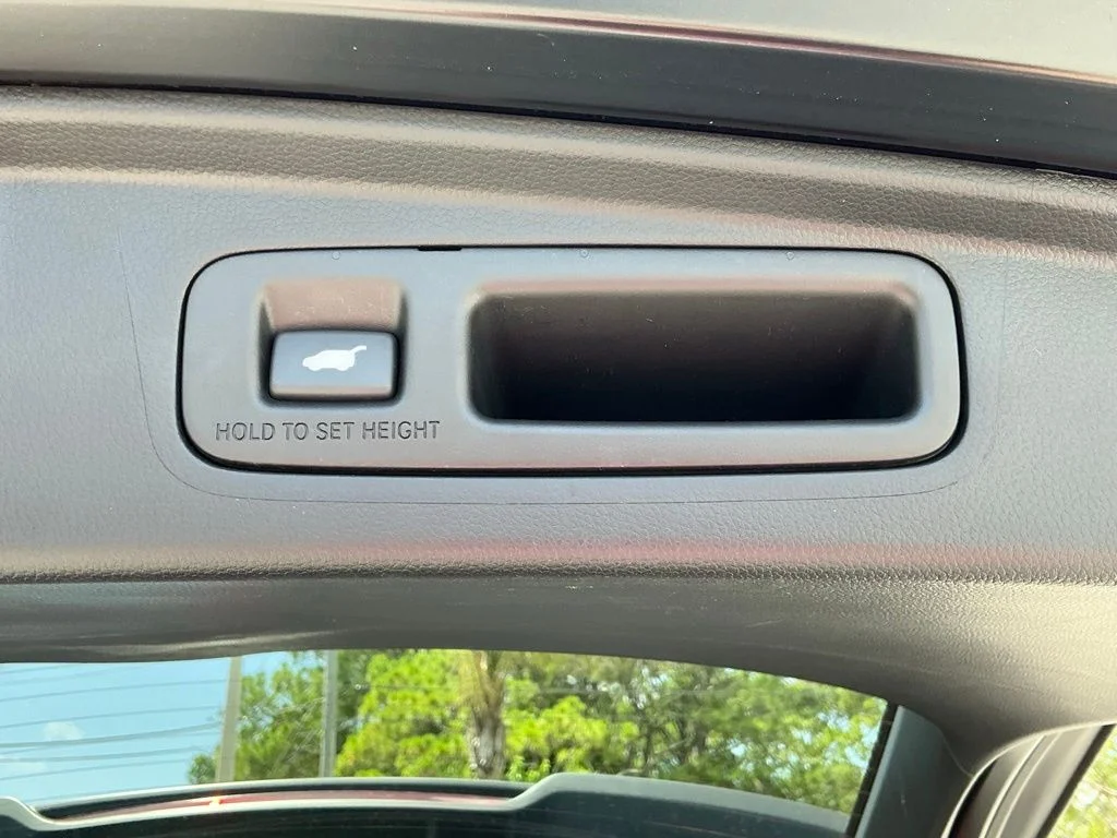 Used 2024  Honda EX-L image 27