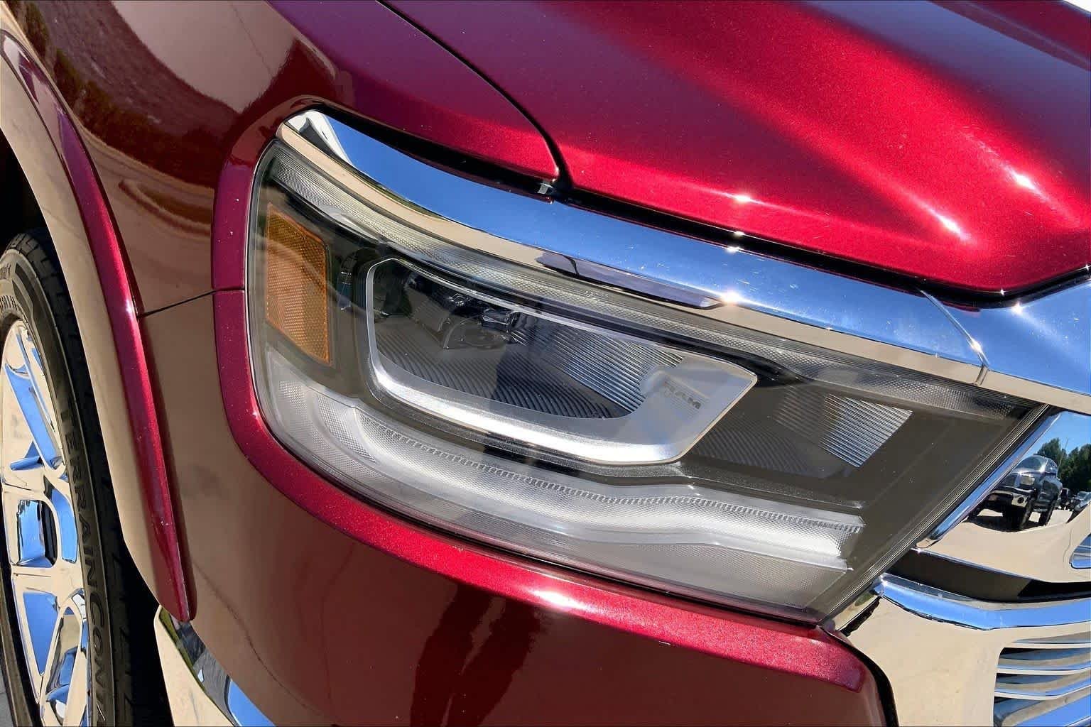Used 2019 Delmonico Red Pearlcoat Ram Laramie image 26