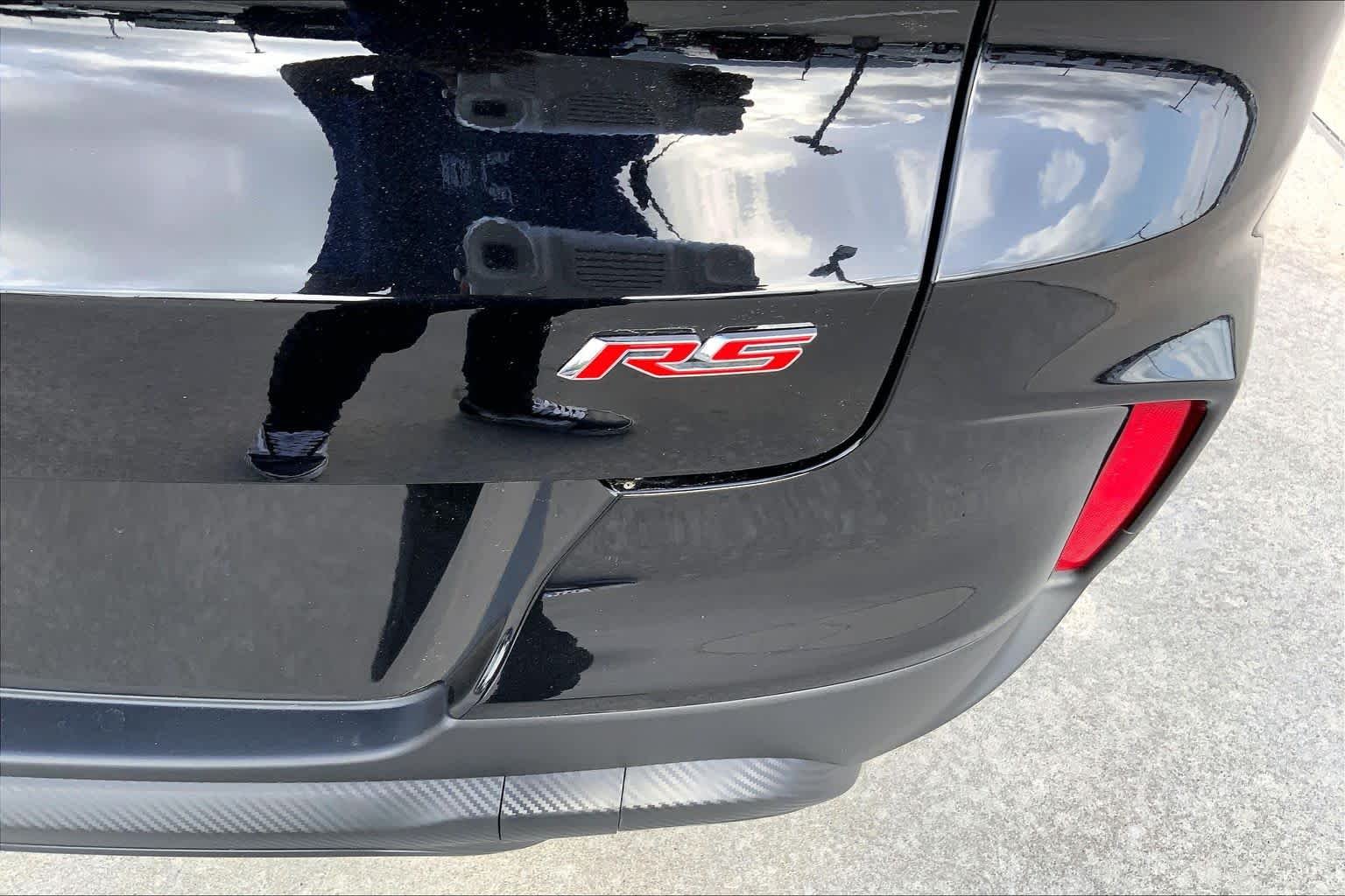 Used 2023 Mosaic Black Metallic Chevrolet RS image 10