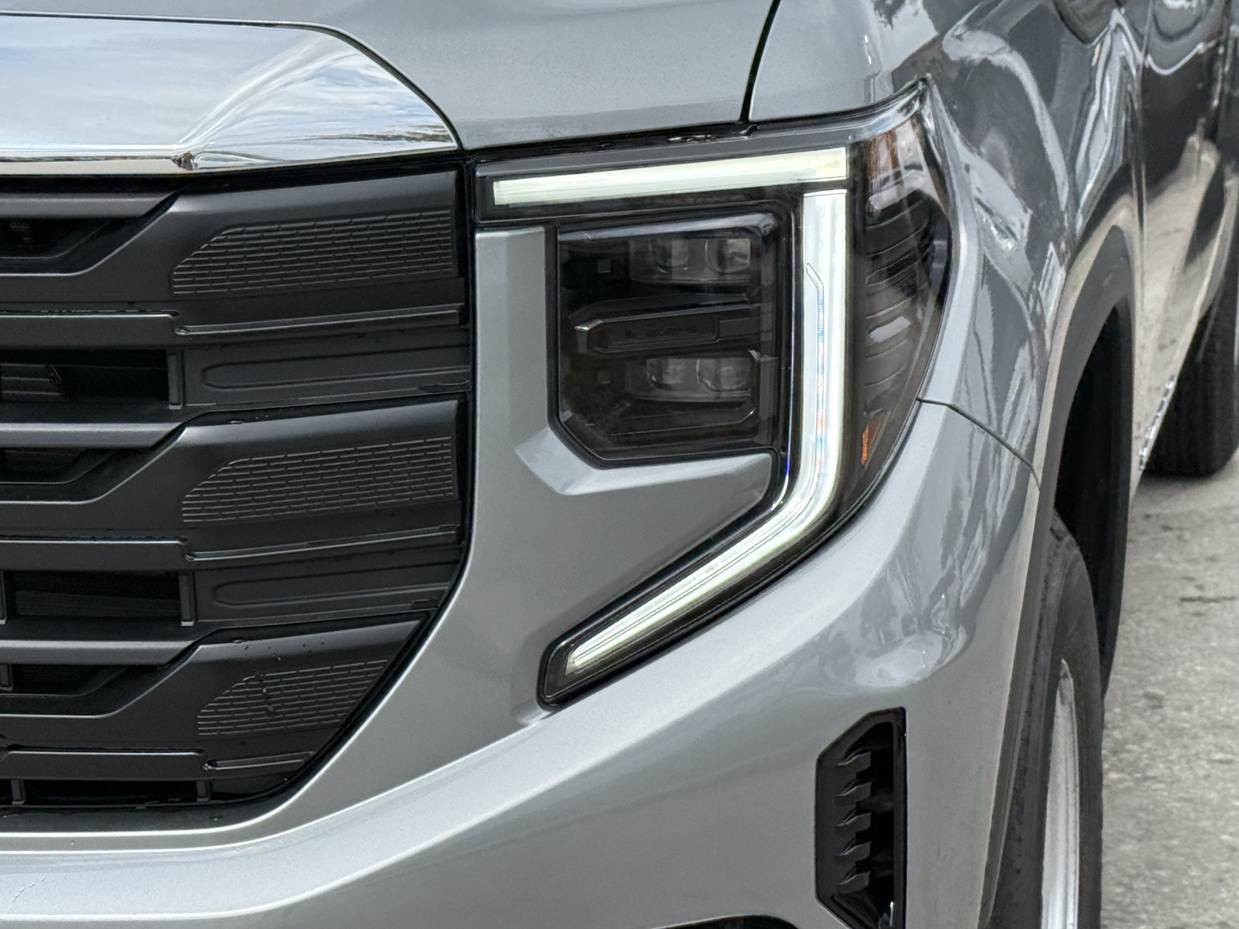 2026 GMC Sierra 1500 Pro - Photo 7