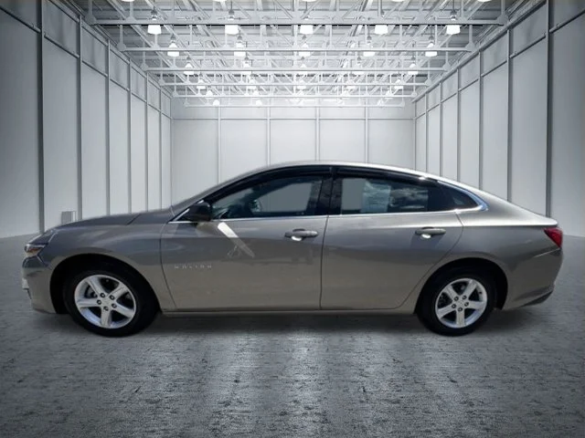 Used 2022 Gray Chevrolet LS image 5