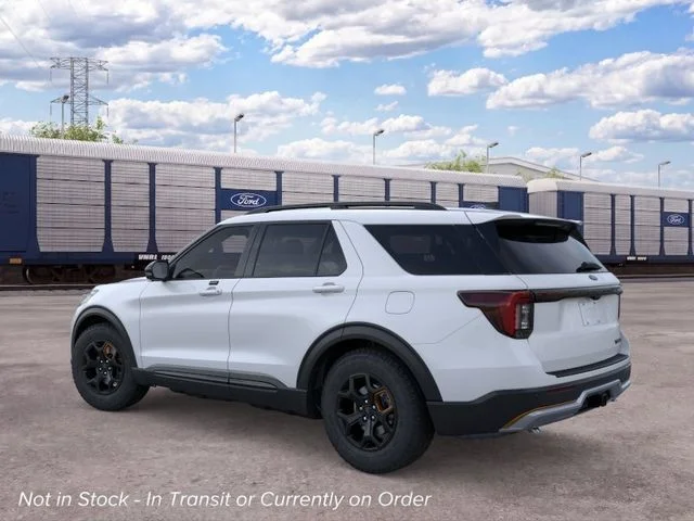 New 2026 Space White Metallic Ford Tremor image 4