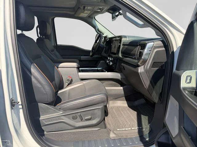 Certified Used 2025 Avalanche Ford Lariat image 16