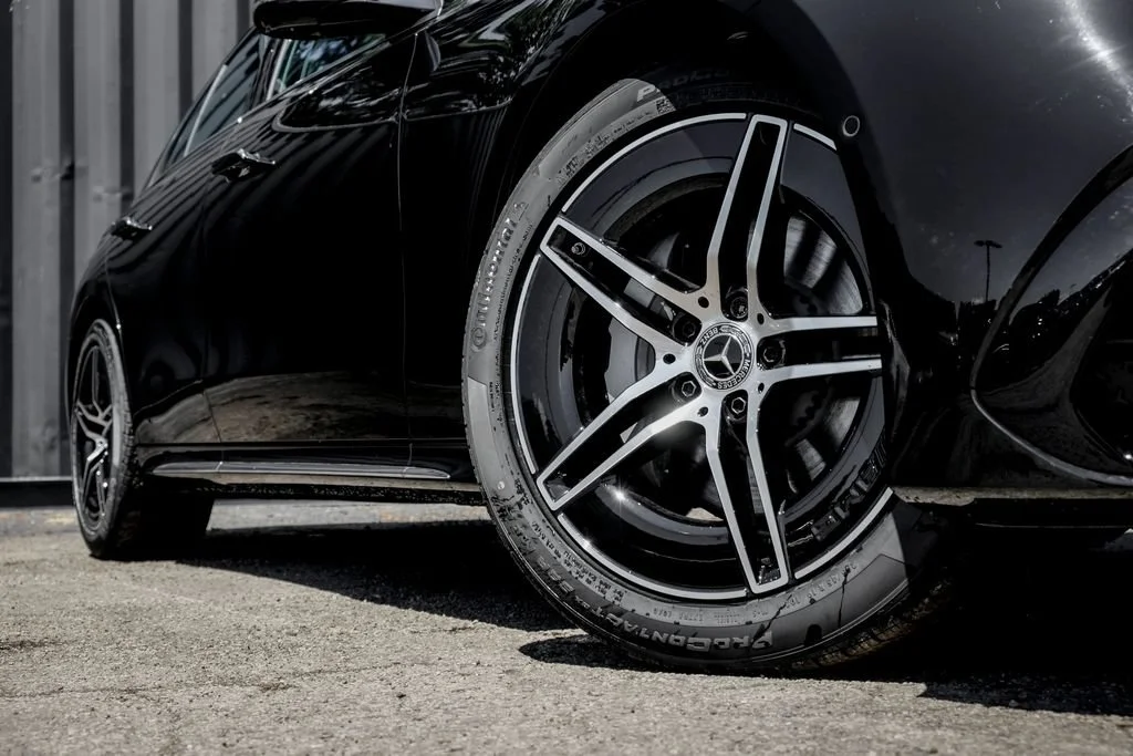 New 2026 Black Mercedes-Benz E 350 image 42