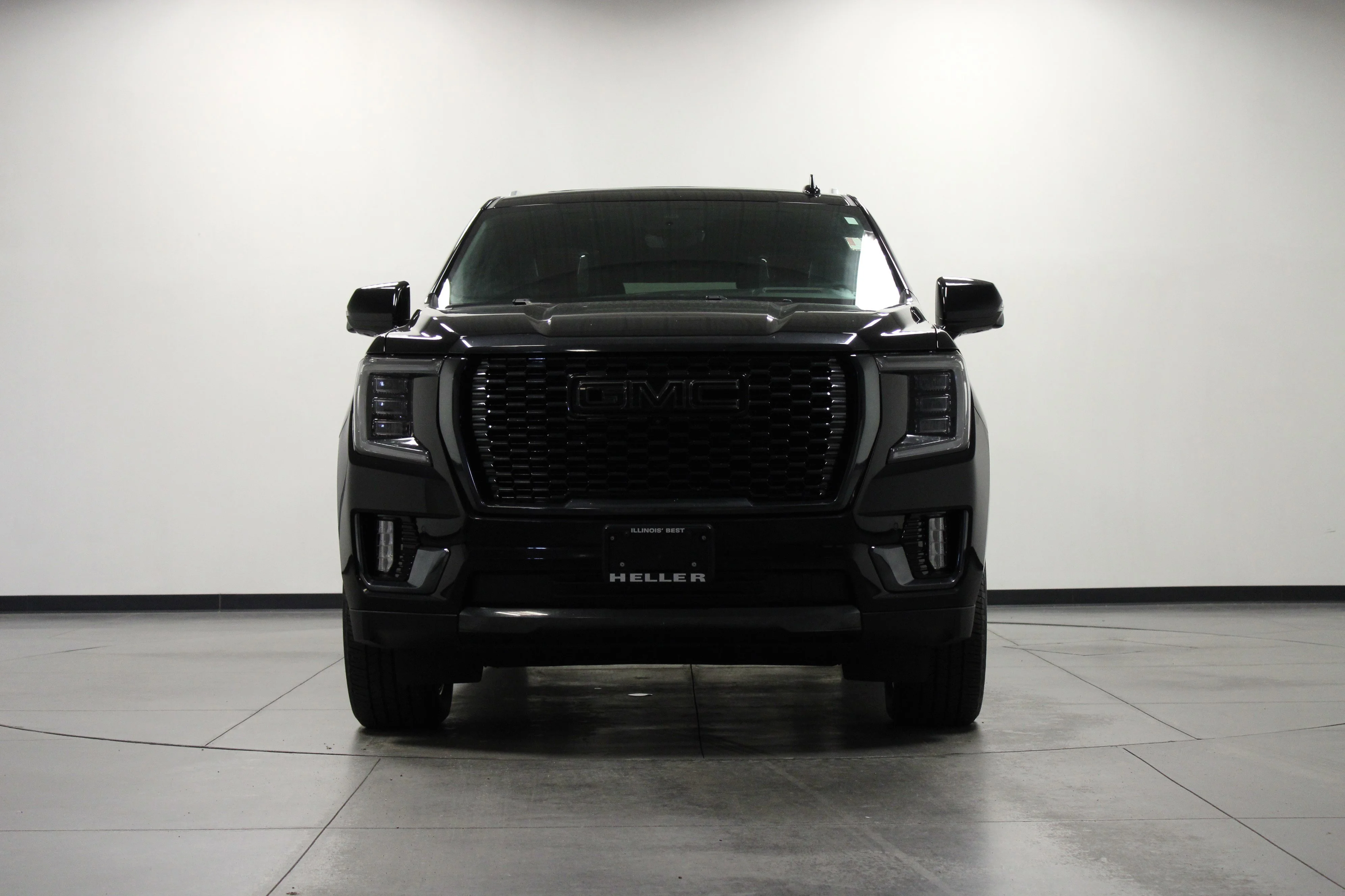 Used 2023 Onyx Black GMC Denali Ultimate image 8