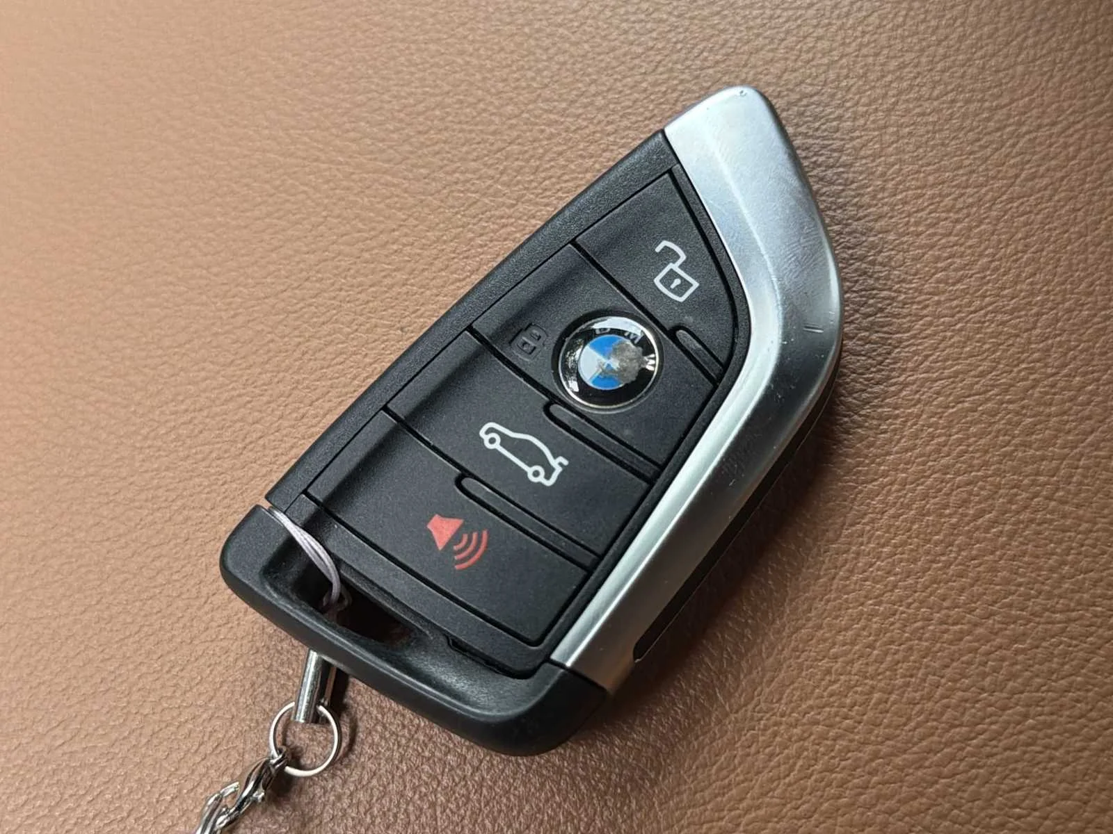 Certified Used 2023 Aventurin Red Metallic BMW xDrive30i image 28