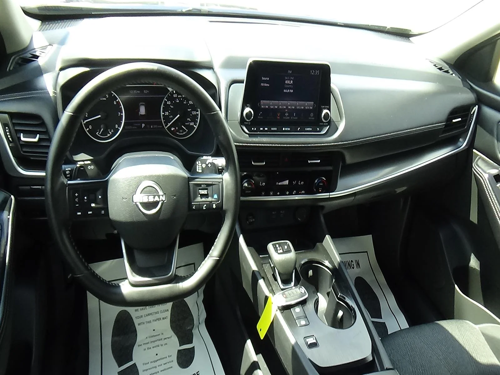 Used 2025 Deep Ocean Blue Pearl (rcj) Nissan SV image 12