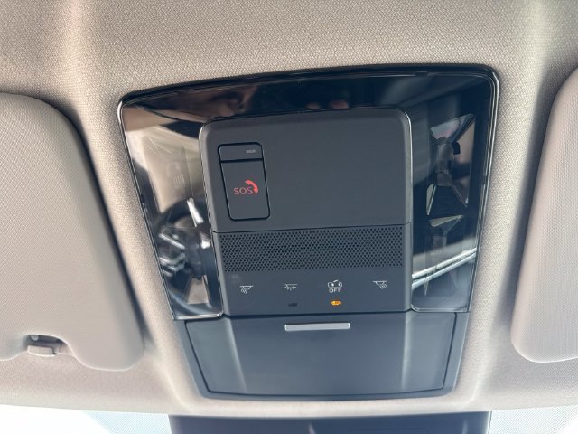 Used 2025  Mitsubishi SE image 37