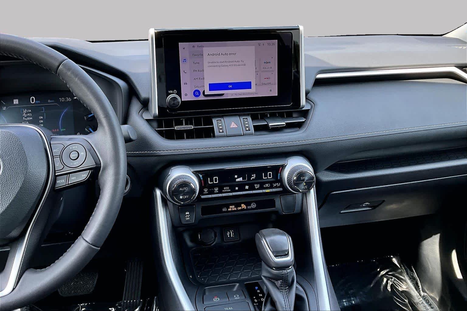 Used 2024 Magnetic Gray Metallic Toyota Hybrid XLE Premium image 7