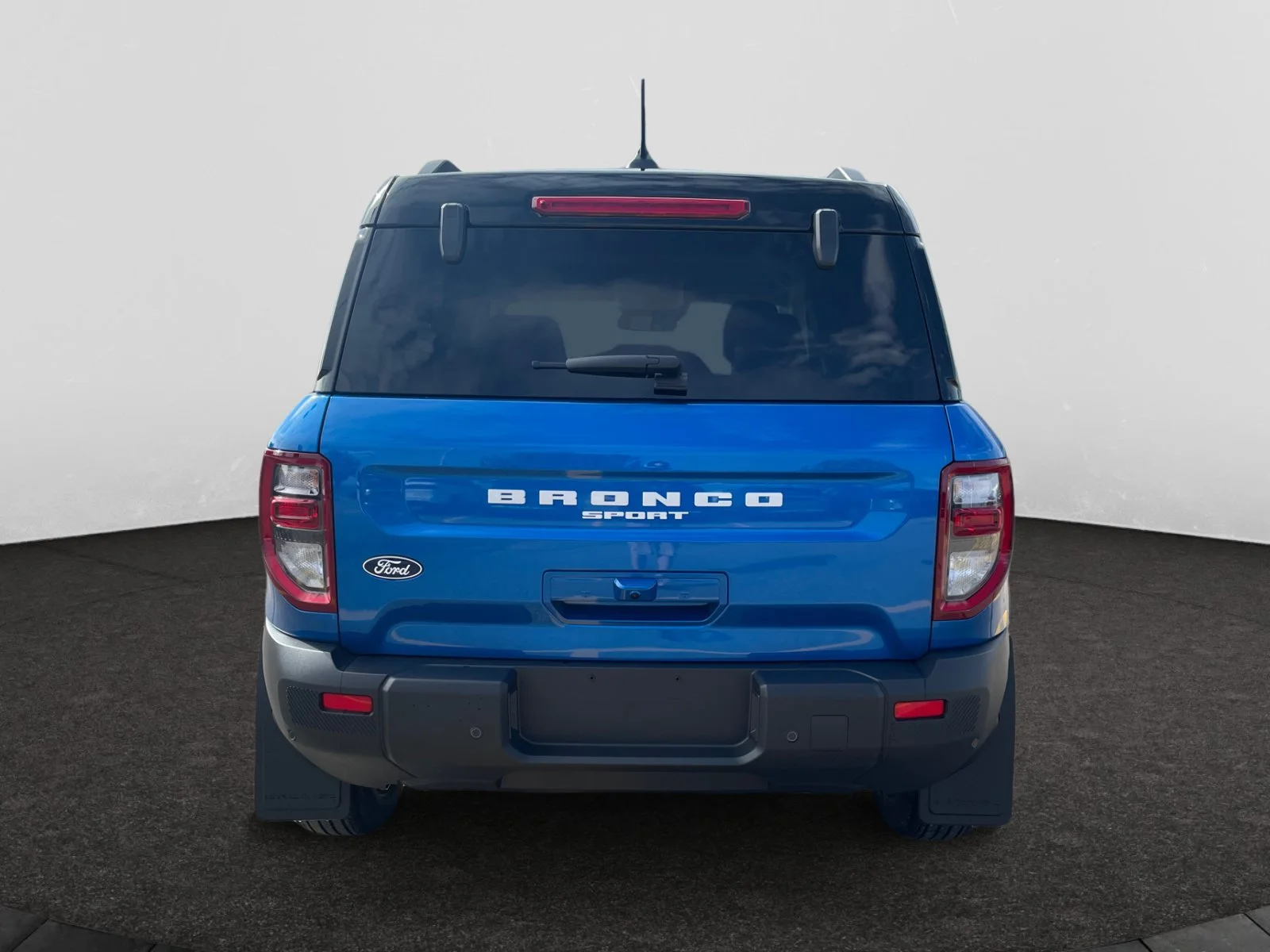 New 2026 Velocity Blue Metallic Ford Outer Banks image 4