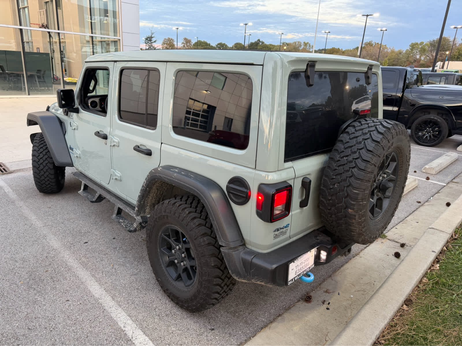 Used 2024 Earl Clearcoat Jeep Willys image 7