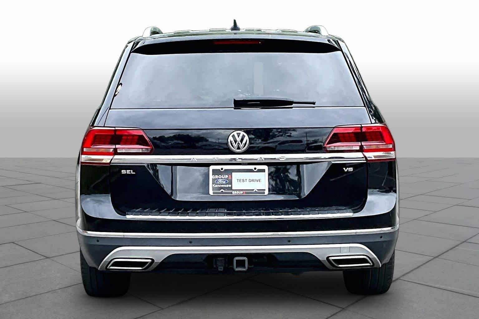 Used 2019 Deep Black Pearl Volkswagen 3.6L V6 SEL image 5