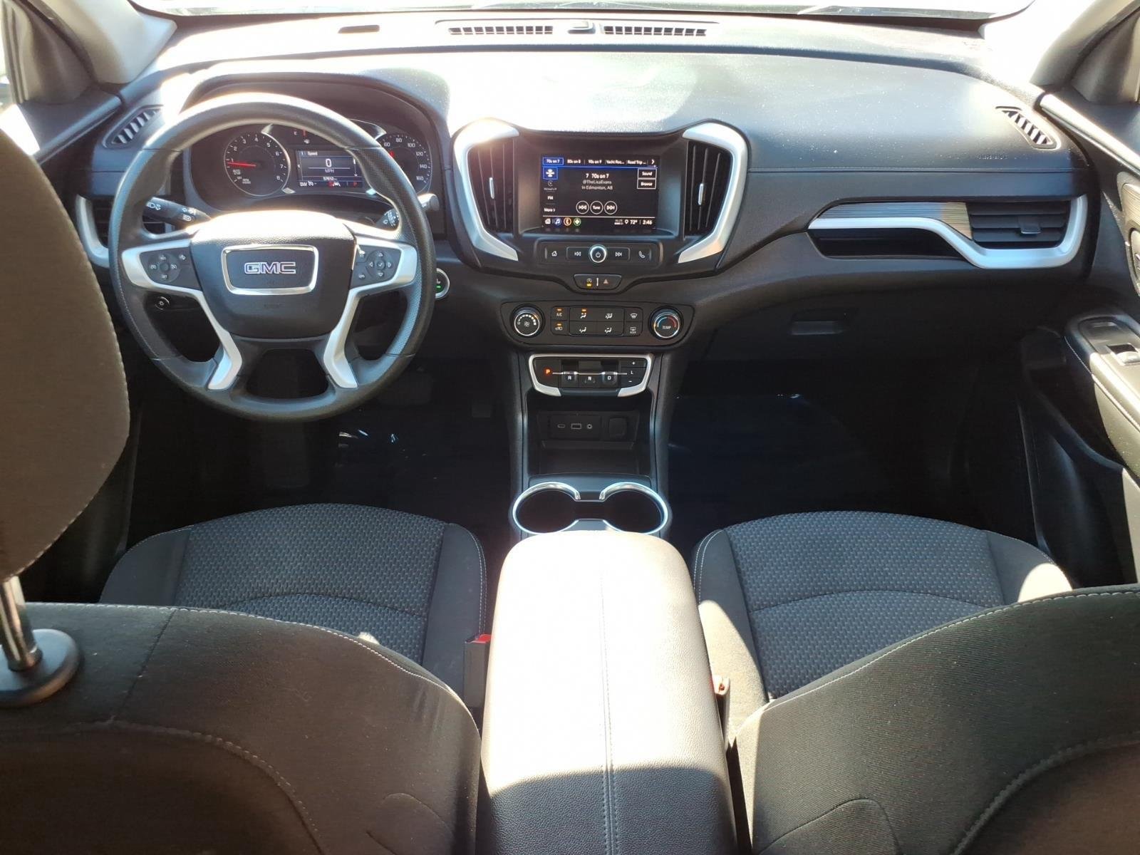 Used 2024 Sterling Metallic GMC SLE image 28