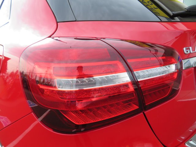 Used 2020 Jupiter Red Mercedes-Benz GLA 250 image 35
