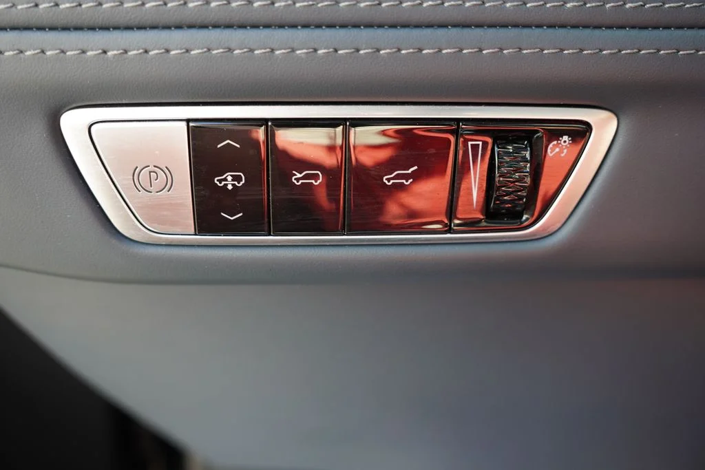 Used 2025 Black Raven Cadillac Luxury 2 image 28