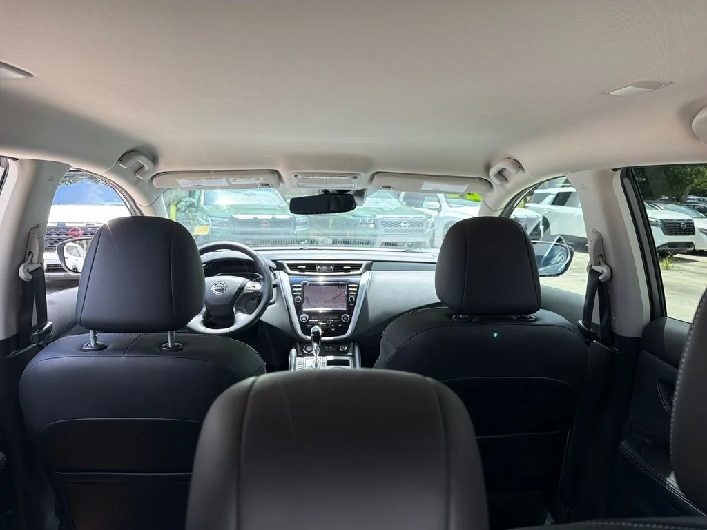 Used 2021 Gray Nissan SL image 36
