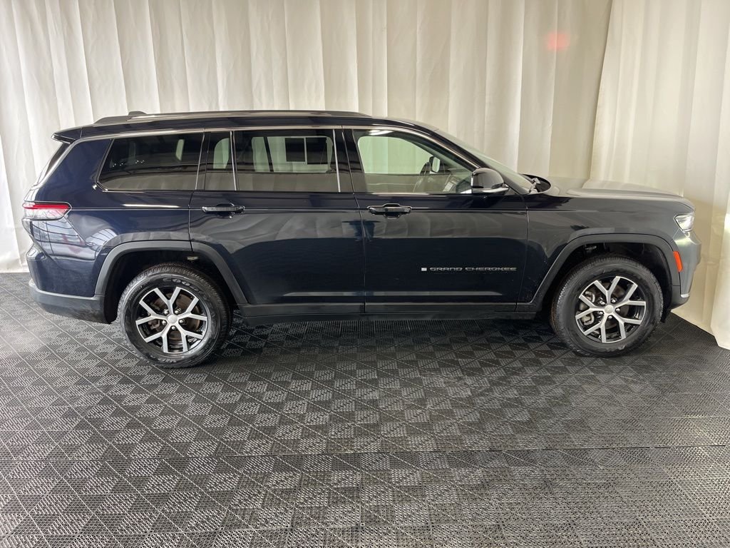 Used 2023 Black Jeep Limited image 2
