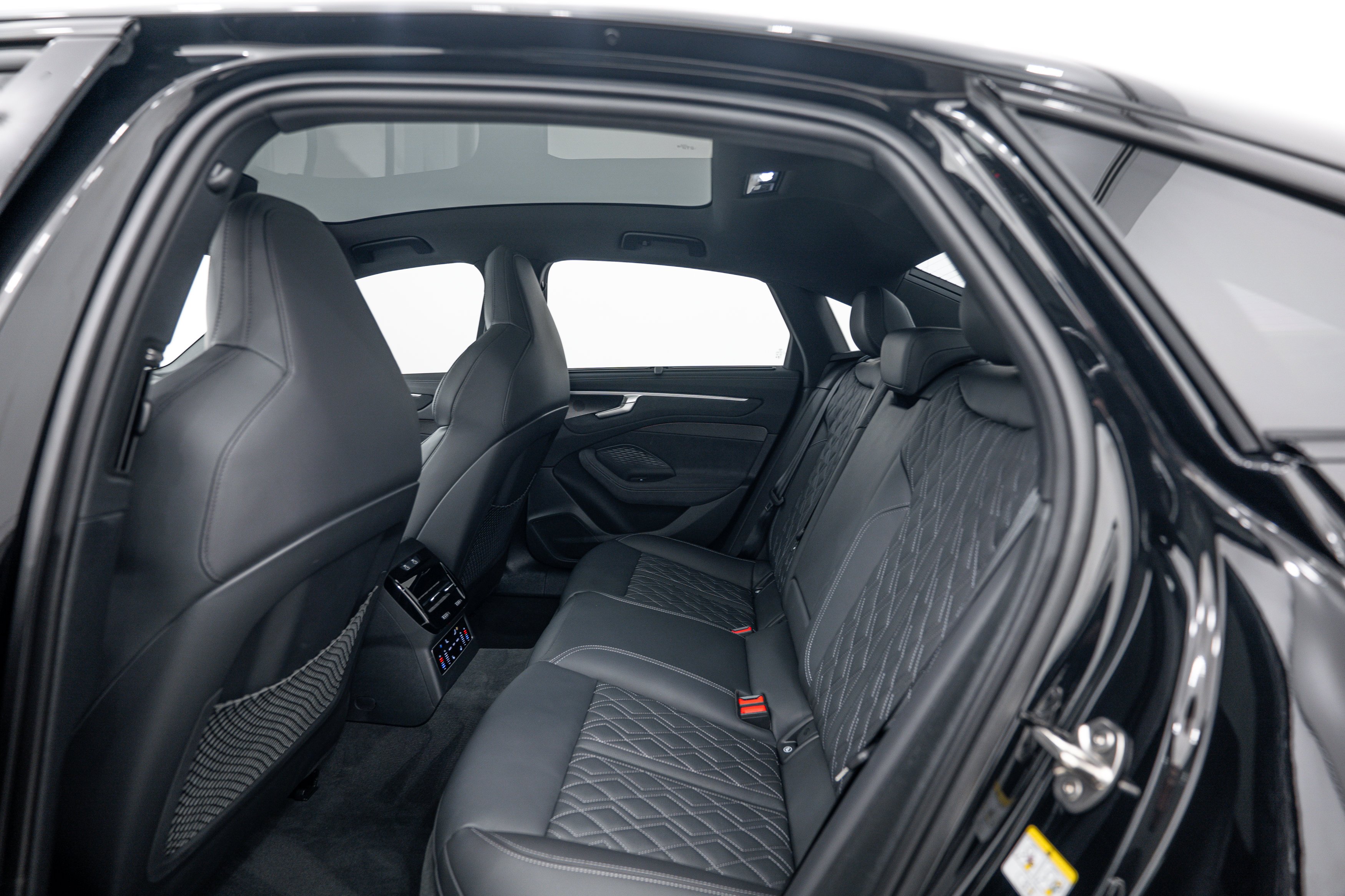 Used 2026 Mythos Black Metallic Audi Prestige image 19