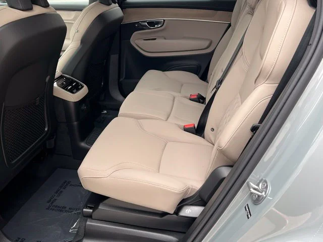 2026 Volvo XC90 Plus - Photo 22