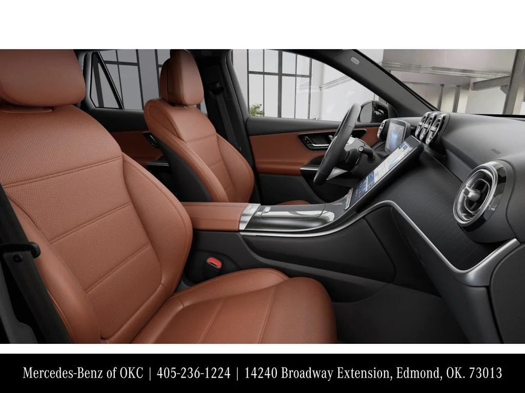 New 2026 Black Mercedes-Benz GLC 300 image 4