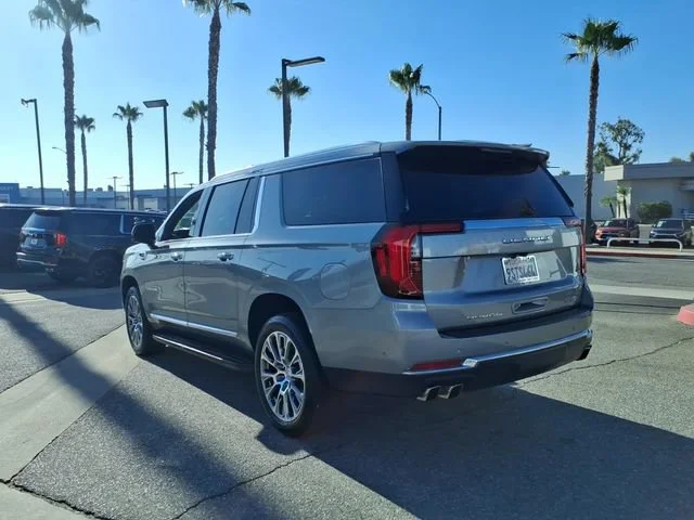 Used 2025 Sterling Metallic GMC Denali image 10
