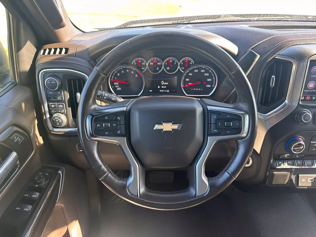 Used 2021 Blue Metallic Chevrolet LT image 15