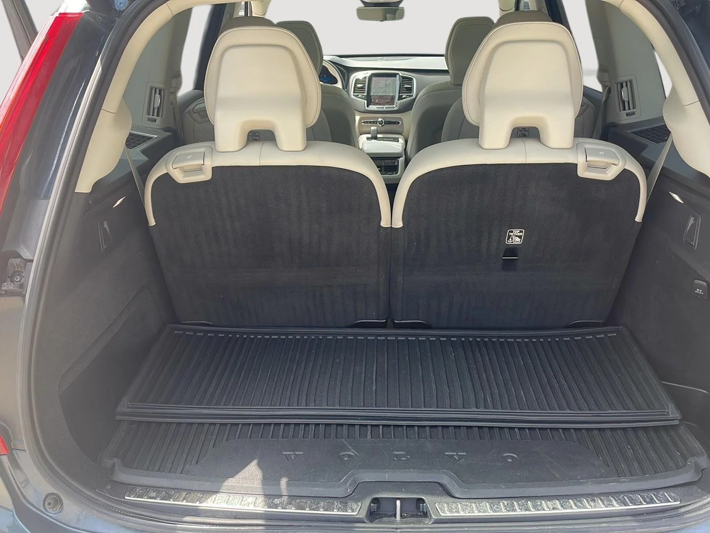 Used 2025 Denim Blue Metallic Volvo Plus image 21