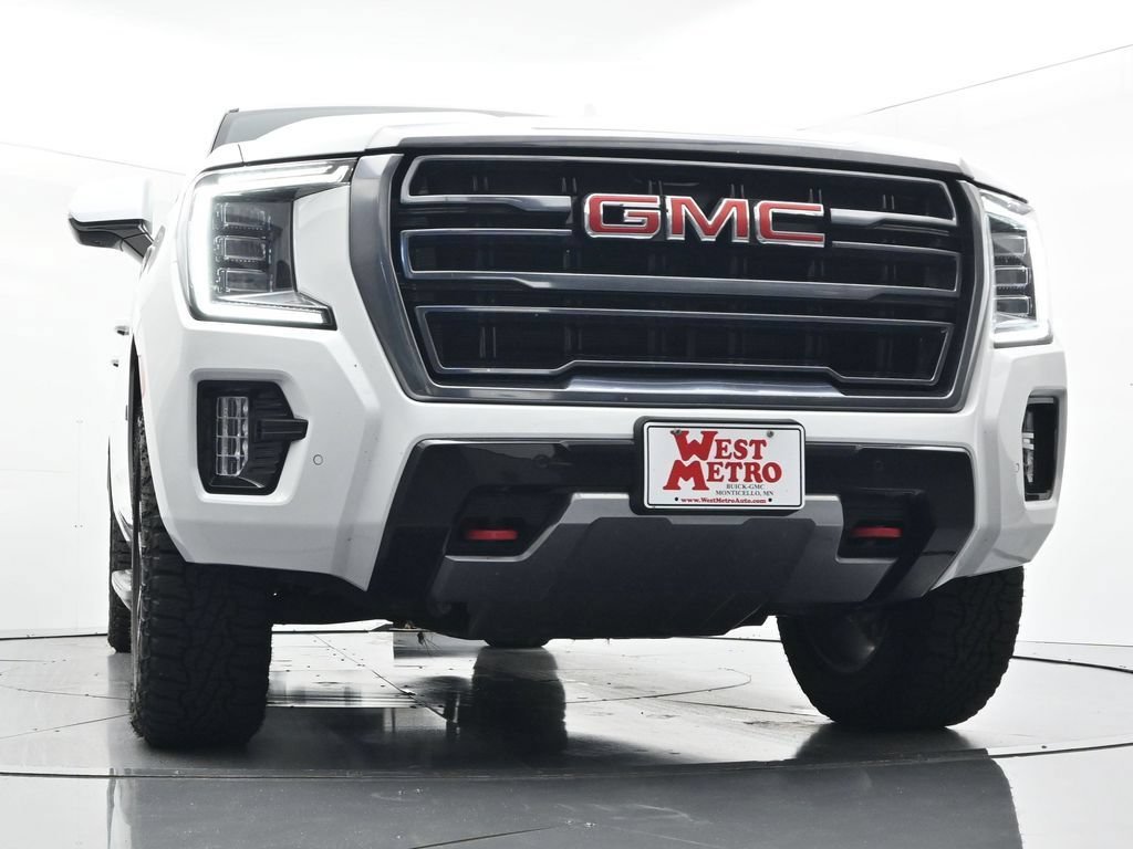 Used 2023 Summit White GMC AT4 image 32