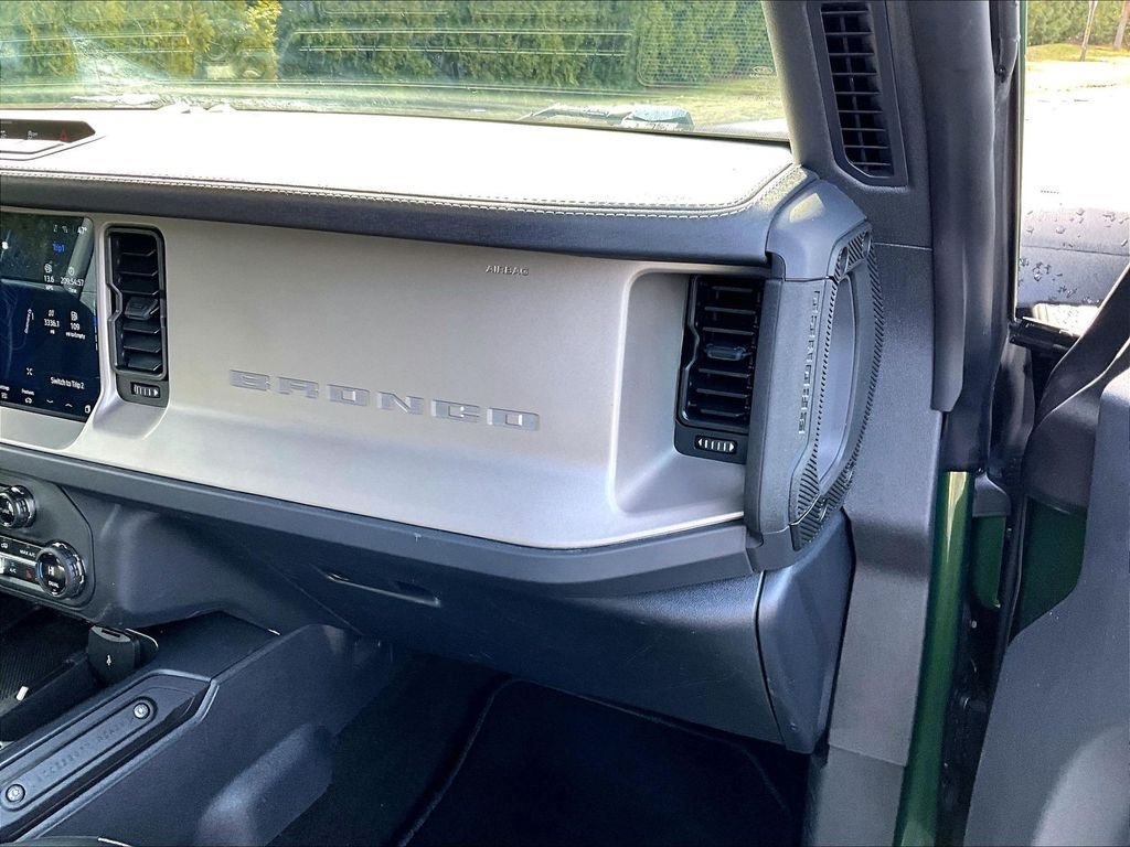 Used 2025 Green Ford Outer Banks image 13