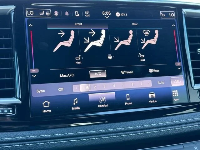 2022 Chrysler Pacifica Hybrid Touring L - Photo 18