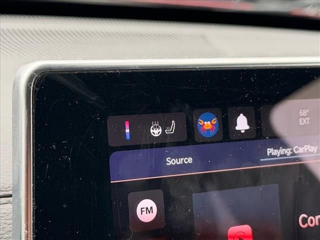 Used 2023 Red Jeep Latitude Lux image 29