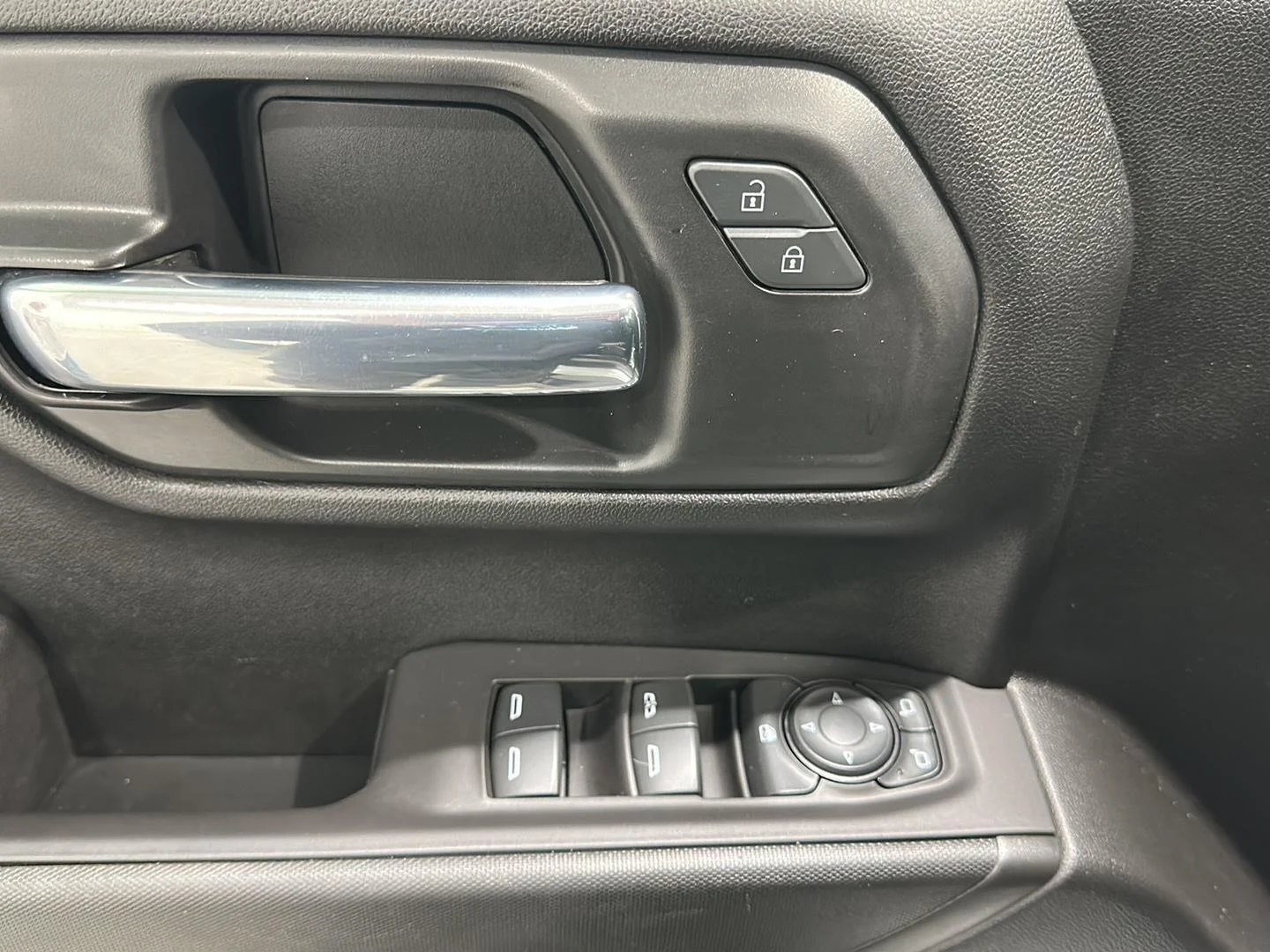 Used 2021 SUMMIT WHITE Chevrolet Custom Trail Boss image 18