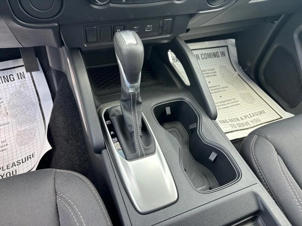 Used 2025 White Nissan SV image 19
