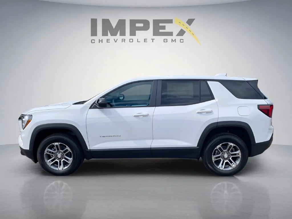 New 2027 Summit White GMC Elevation image 2