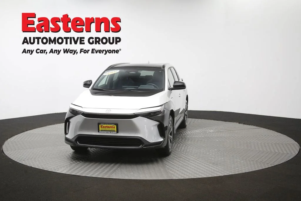 Used 2023 Silver Toyota XLE image 53