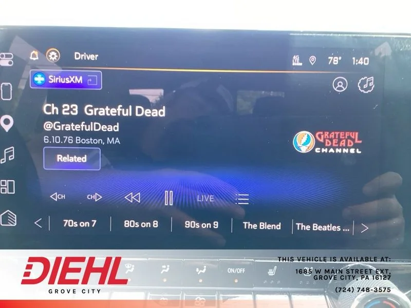 Used 2025 Gray Chevrolet ZR2 image 43
